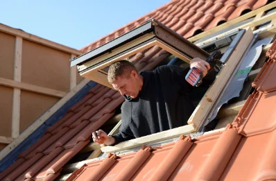 Pose de fenêtres de toit Velux à Ménétrol